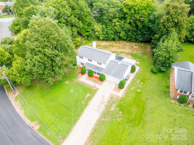 1728 Colony Road, Salisbury, NC 28144