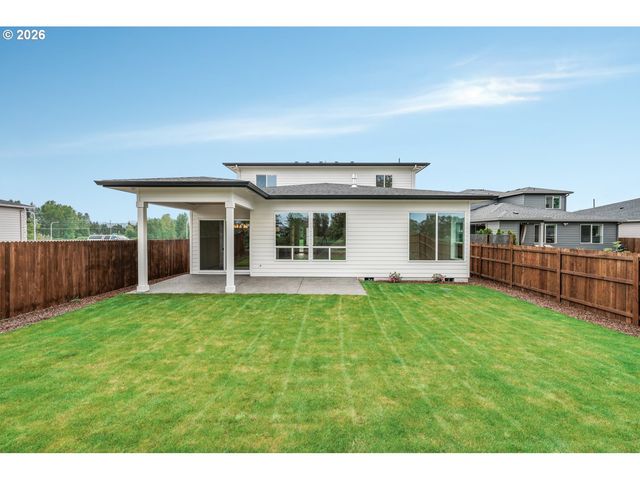 2040 S RIVER Rd, Kelso, WA 98626