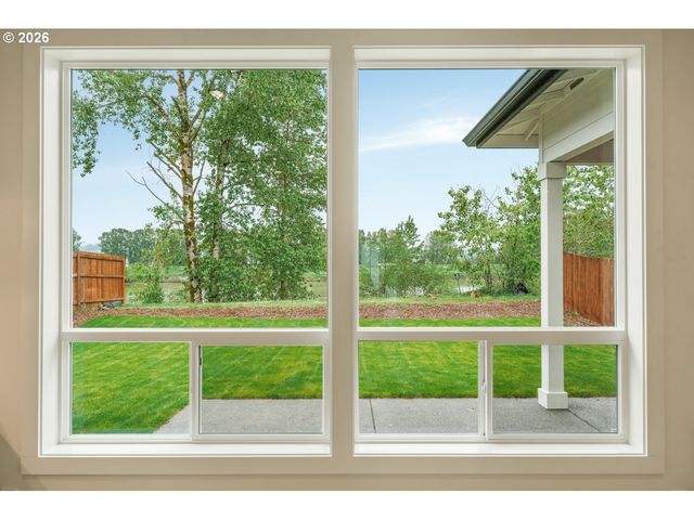 2040 S RIVER Rd, Kelso, WA 98626