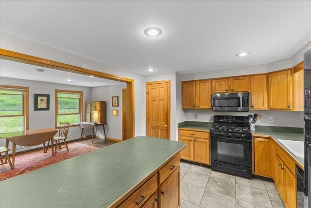 354 Falls Bridge Road, Williamstown, VT 05679
