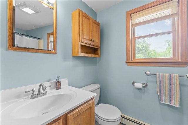 354 Falls Bridge Road, Williamstown, VT 05679