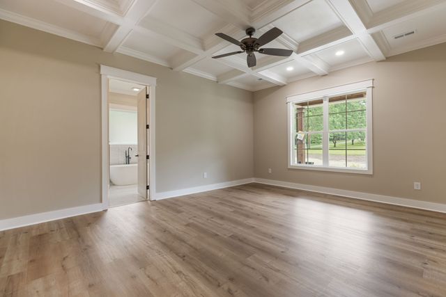4518 Dry Fork Rd, Hampshire, TN 38461