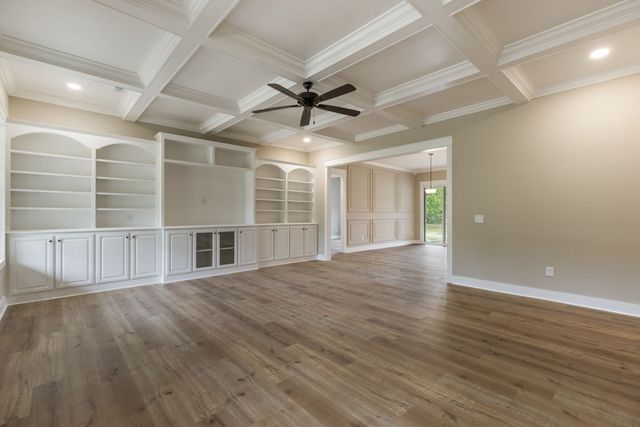 4518 Dry Fork Rd, Hampshire, TN 38461