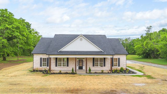 4518 Dry Fork Rd, Hampshire, TN 38461