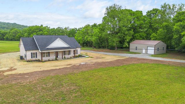 4518 Dry Fork Rd, Hampshire, TN 38461