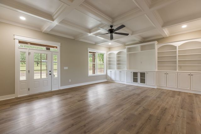 4518 Dry Fork Rd, Hampshire, TN 38461