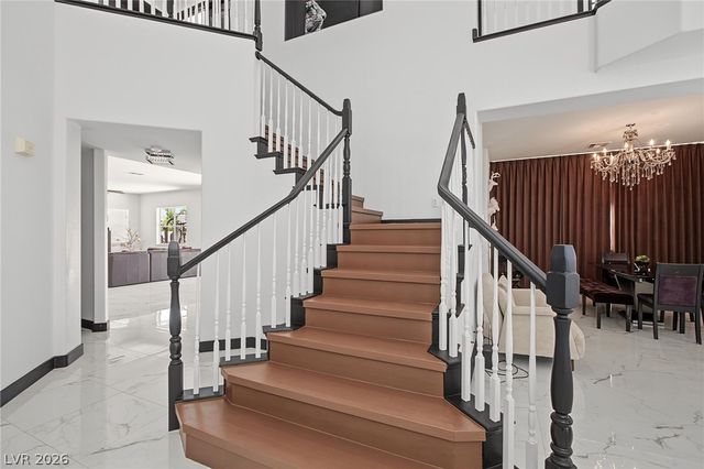 5560 Kings Row Court, Las Vegas, NV 89148