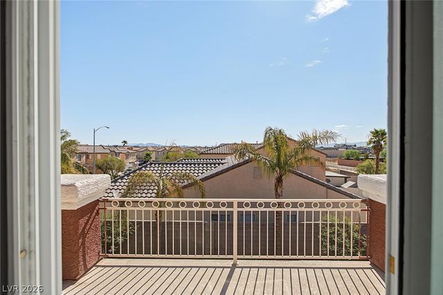 5560 Kings Row Court, Las Vegas, NV 89148