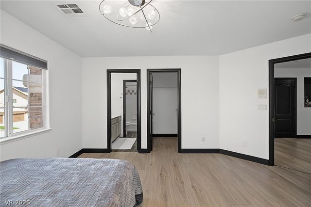 5560 Kings Row Court, Las Vegas, NV 89148