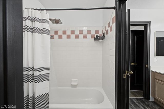5560 Kings Row Court, Las Vegas, NV 89148