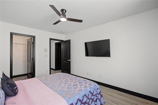 5560 Kings Row Court, Las Vegas, NV 89148