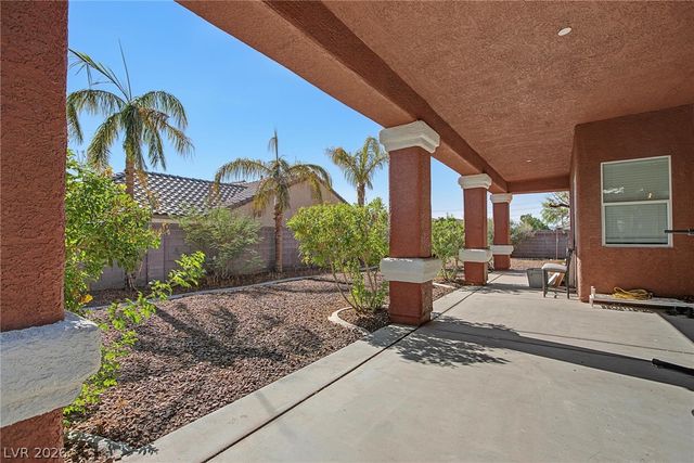 5560 Kings Row Court, Las Vegas, NV 89148