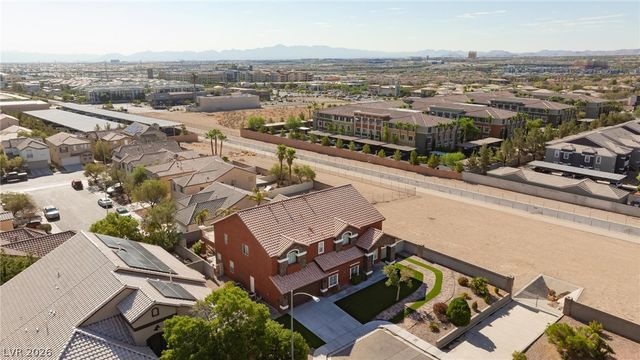 5560 Kings Row Court, Las Vegas, NV 89148