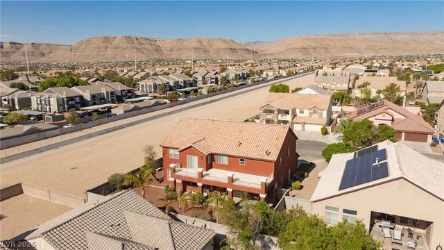 5560 Kings Row Court, Las Vegas, NV 89148