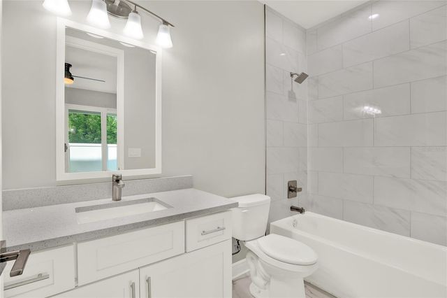 3847 SEENA MANOR COURT, Tampa, FL 33618