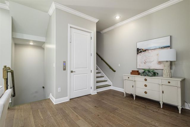 3847 SEENA MANOR COURT, Tampa, FL 33618