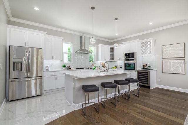 3847 SEENA MANOR COURT, Tampa, FL 33618