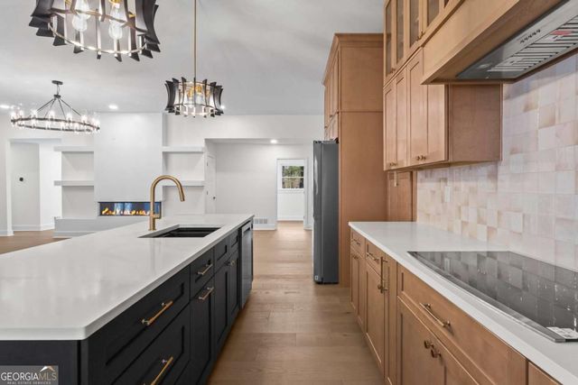 670 Riverside Road, Roswell, GA 30075