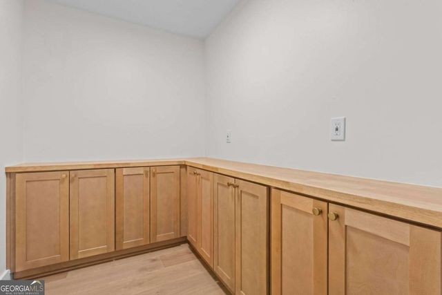 670 Riverside Road, Roswell, GA 30075