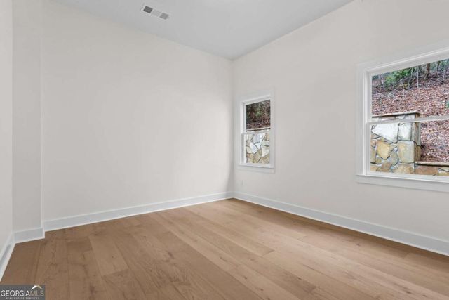 670 Riverside Road, Roswell, GA 30075