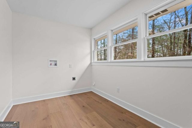 670 Riverside Road, Roswell, GA 30075