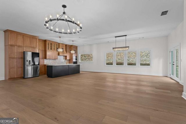 670 Riverside Road, Roswell, GA 30075