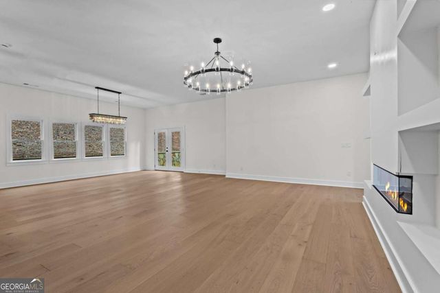 670 Riverside Road, Roswell, GA 30075