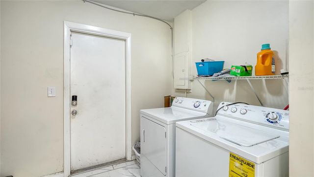 3307 NEWTOWN BOULEVARD, Sarasota, FL 34234