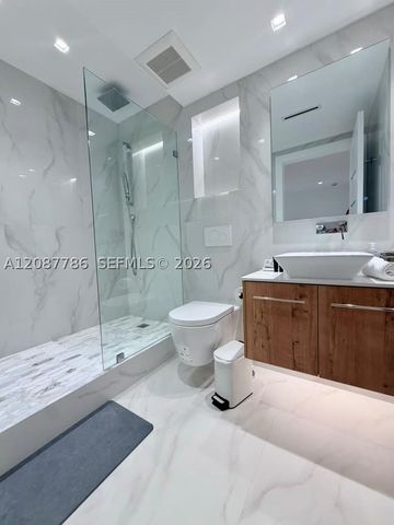 2301 Collins Ave 920, Miami Beach, FL 33139