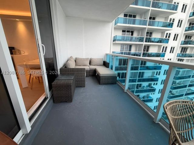 2301 Collins Ave 920, Miami Beach, FL 33139