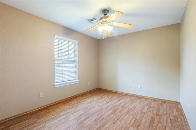 1202 1st St, Elgin, OK 73538