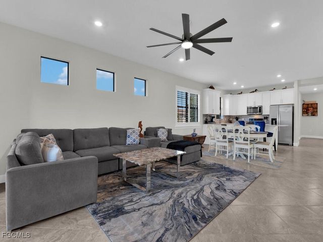 17300 Corsini DR, Fort Myers, FL 33913