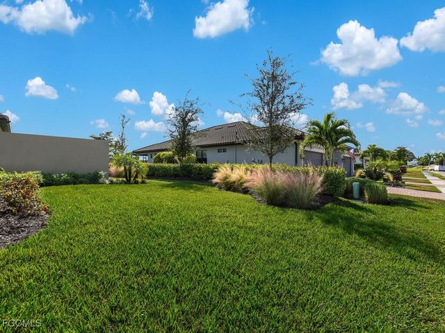 17300 Corsini DR, Fort Myers, FL 33913