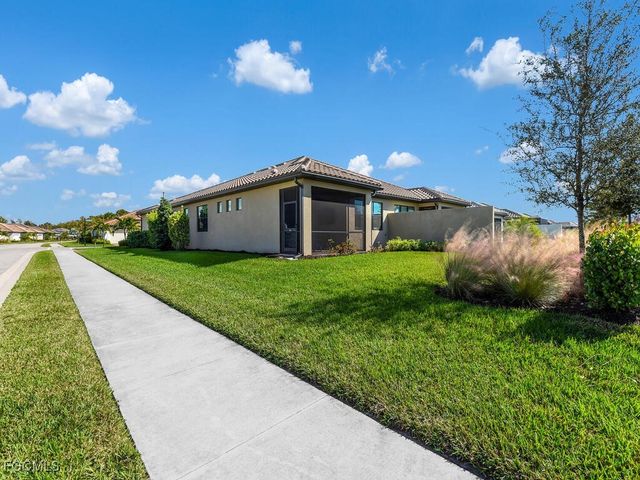 17300 Corsini DR, Fort Myers, FL 33913