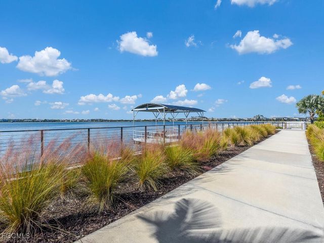 17300 Corsini DR, Fort Myers, FL 33913