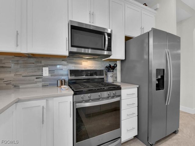 17300 Corsini DR, Fort Myers, FL 33913