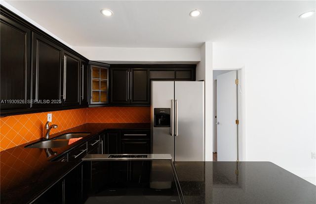 3716 NE 168th St 304, North Miami Beach, FL 33160