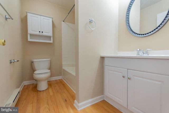 304 E 12TH AVE, Ranson, WV 25438