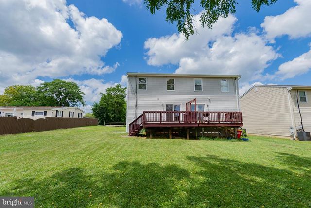 304 E 12TH AVE, Ranson, WV 25438