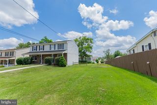 304 E 12TH AVE, Ranson, WV 25438