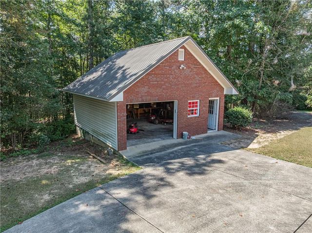 3562 Thompson Mill Road, Buford, GA 30519