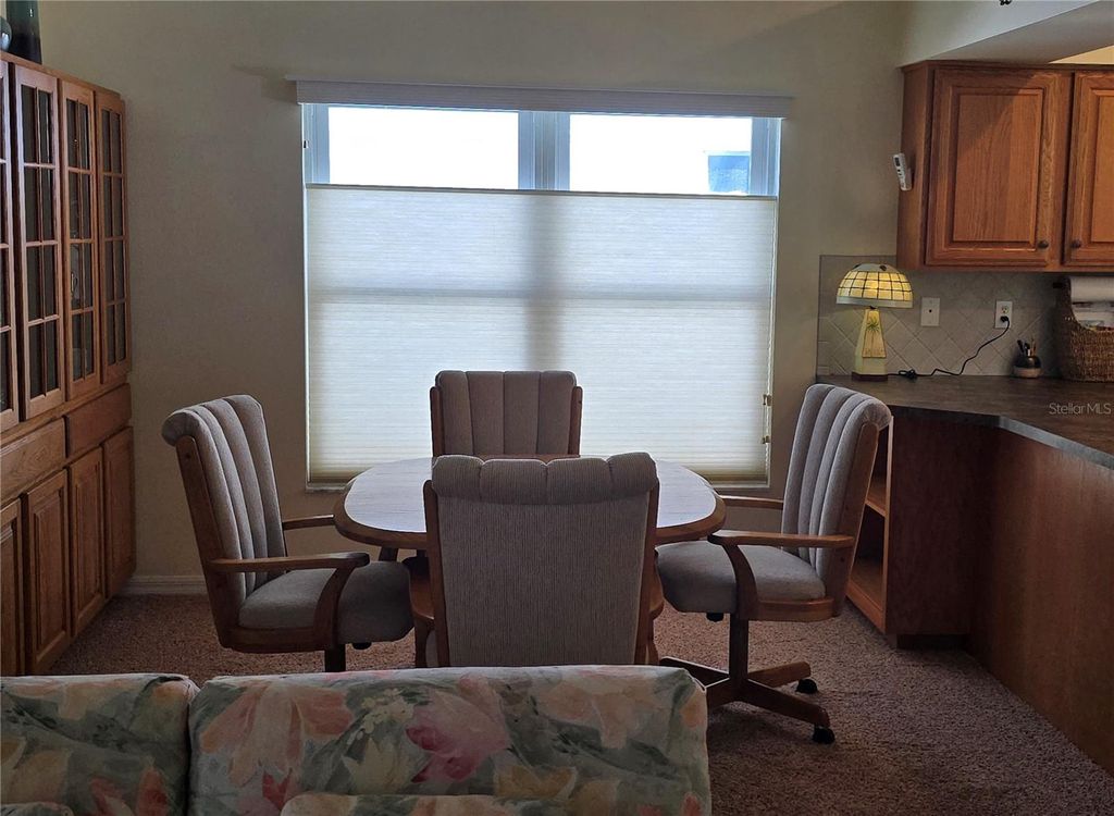 Image 7 of property listing at 516 SWEETWATER WAY, Haines City, FL 33844