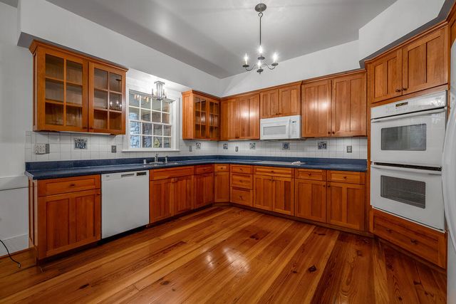 4205 John Alden Lane, Lexington, KY 40504