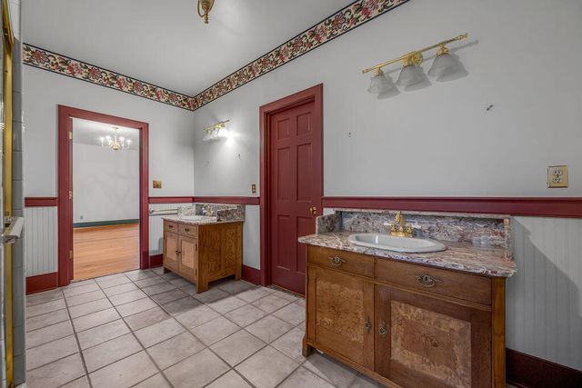 4205 John Alden Lane, Lexington, KY 40504