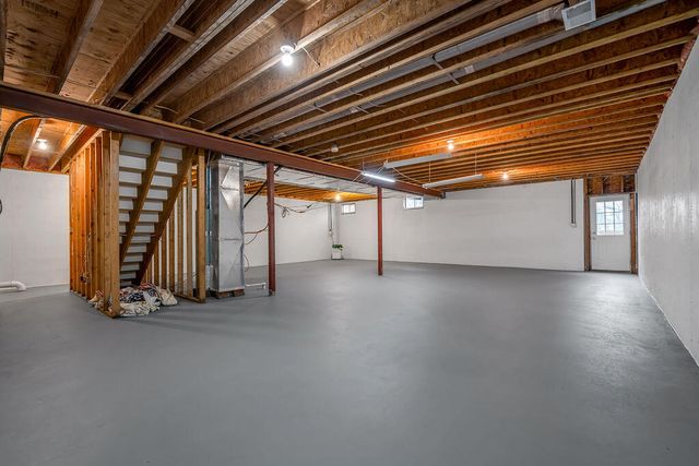 4205 John Alden Lane, Lexington, KY 40504