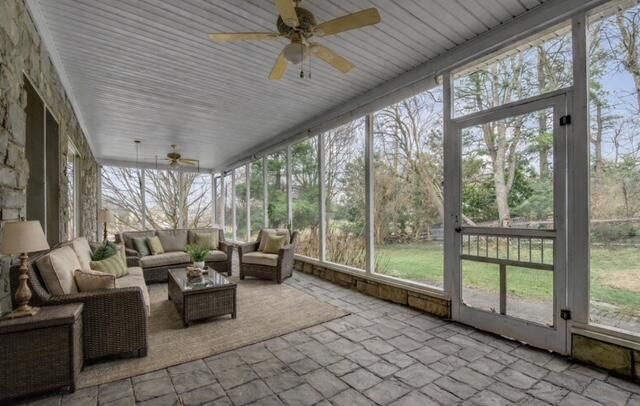 4205 John Alden Lane, Lexington, KY 40504