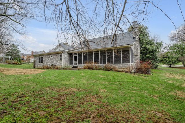 4205 John Alden Lane, Lexington, KY 40504