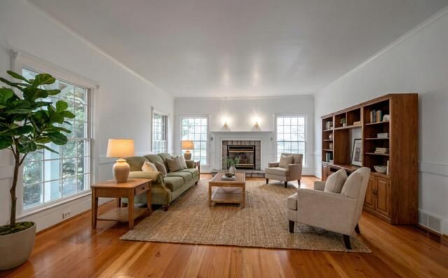 4205 John Alden Lane, Lexington, KY 40504