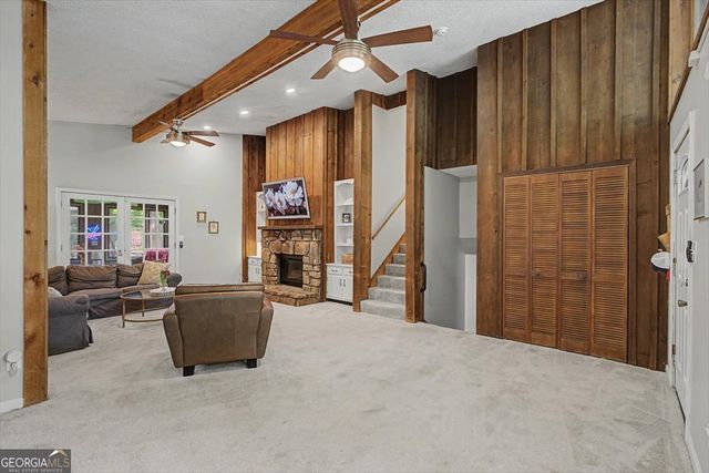 107 Lisa Lane, Carrollton, GA 30117