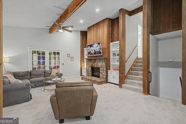 107 Lisa Lane, Carrollton, GA 30117